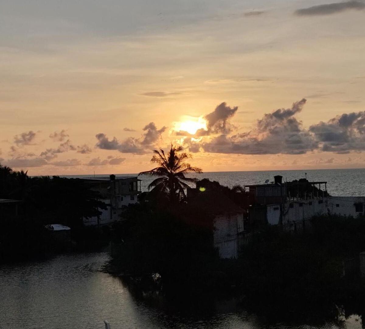 Large House In With Ocean Views Cartagena