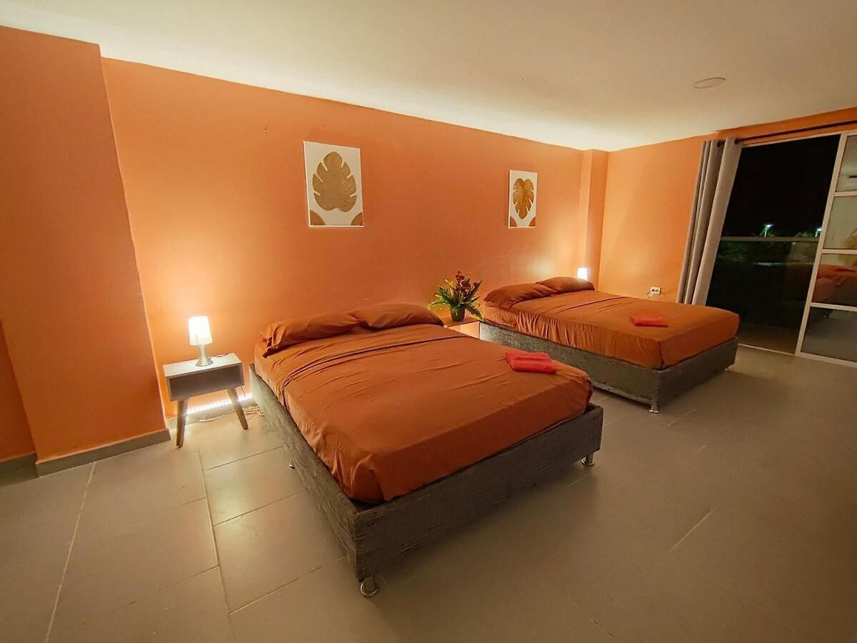 Large House In With Ocean Views Cartagena