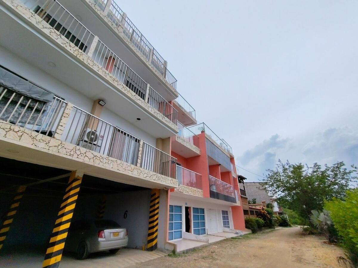 Large House In With Ocean Views Сasa de vacaciones