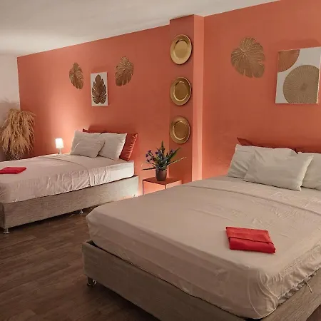 Large House In With Ocean Views Сasa de vacaciones Cartagena