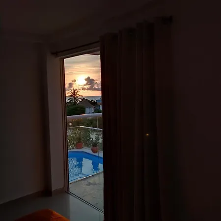 Large House In With Ocean Views Cartagena